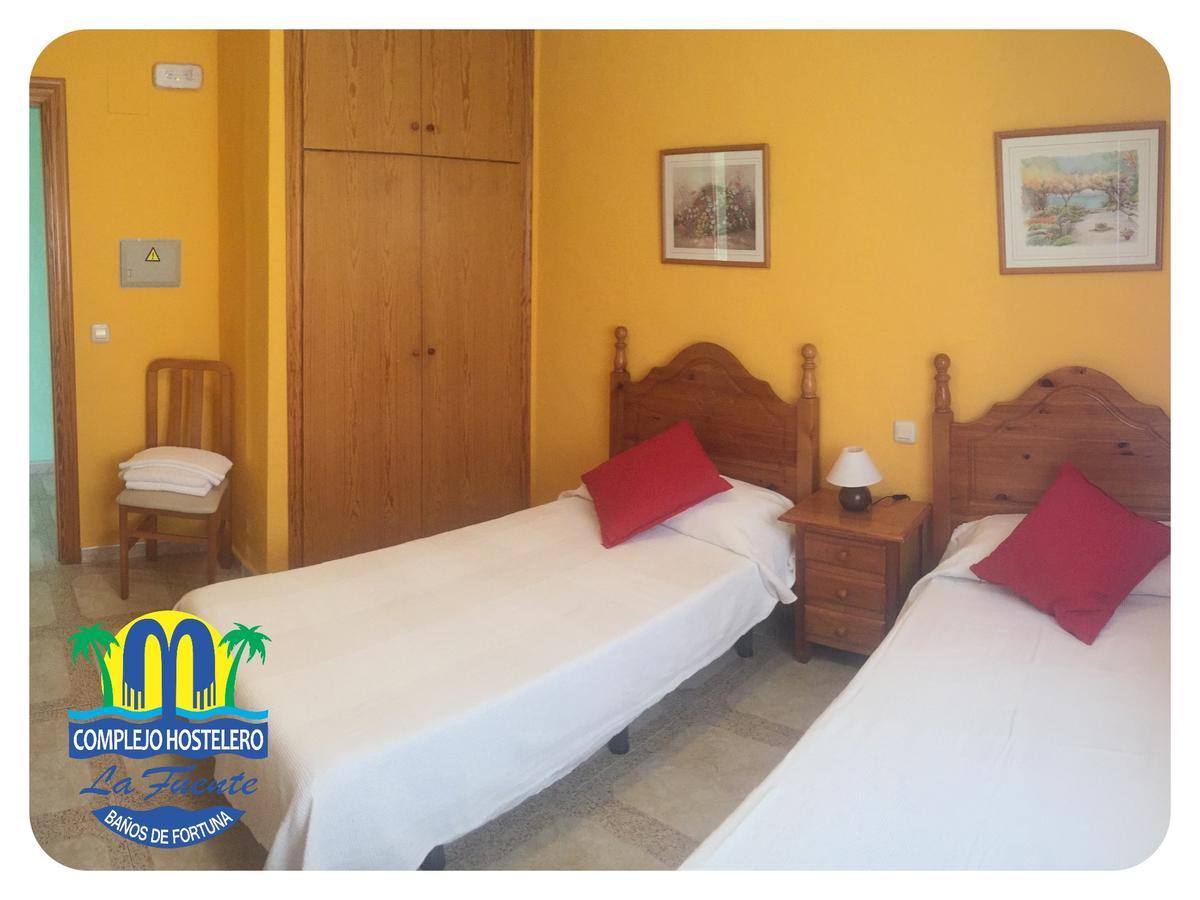 Complejo Hostelero La Fuente ฟอร์ตูนา ภายนอก รูปภาพ